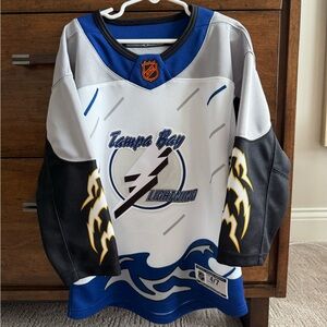 Tampa Bay Lightning Hockey Jersey Youth 4-7
